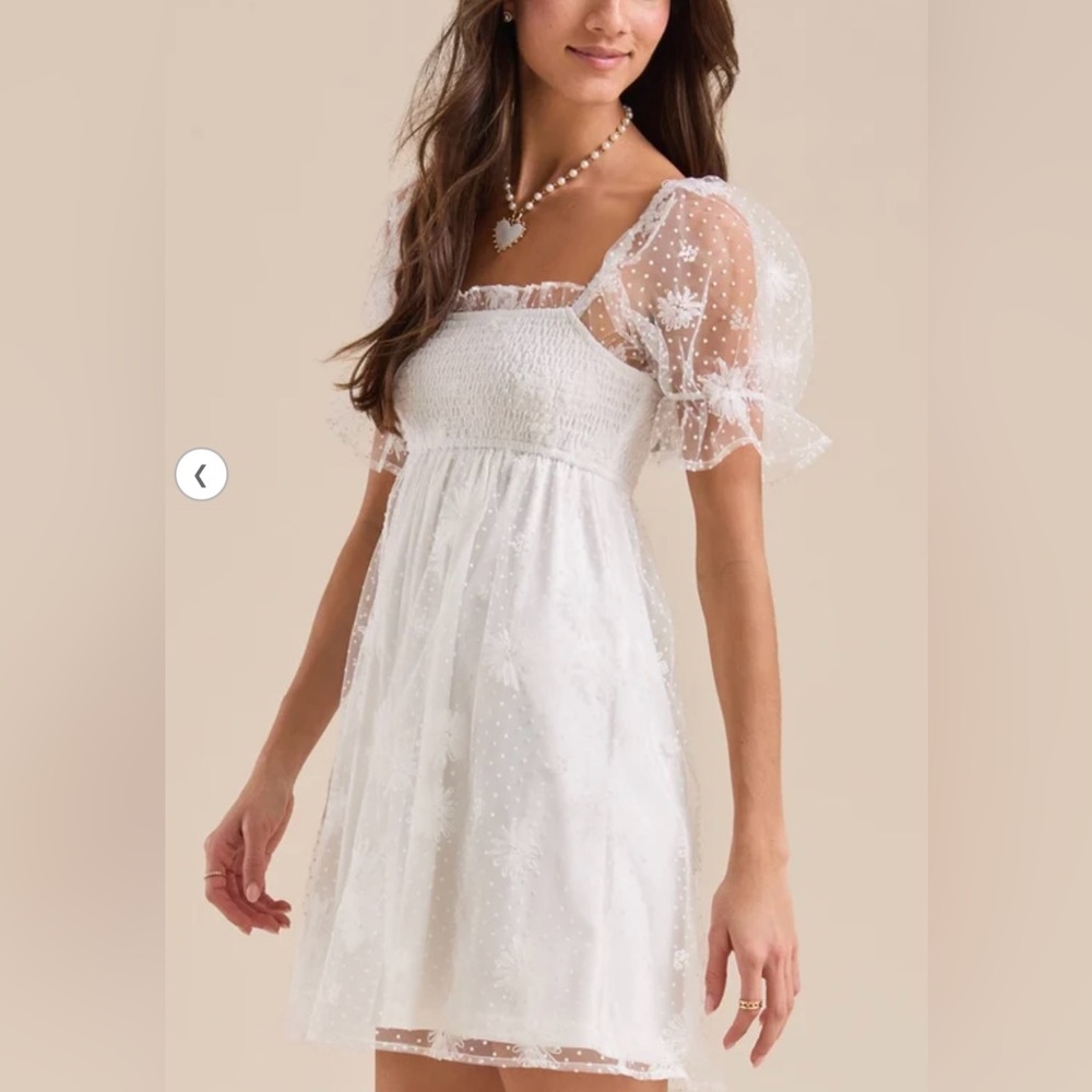 White Dress NEW WITH TAGS
VB01